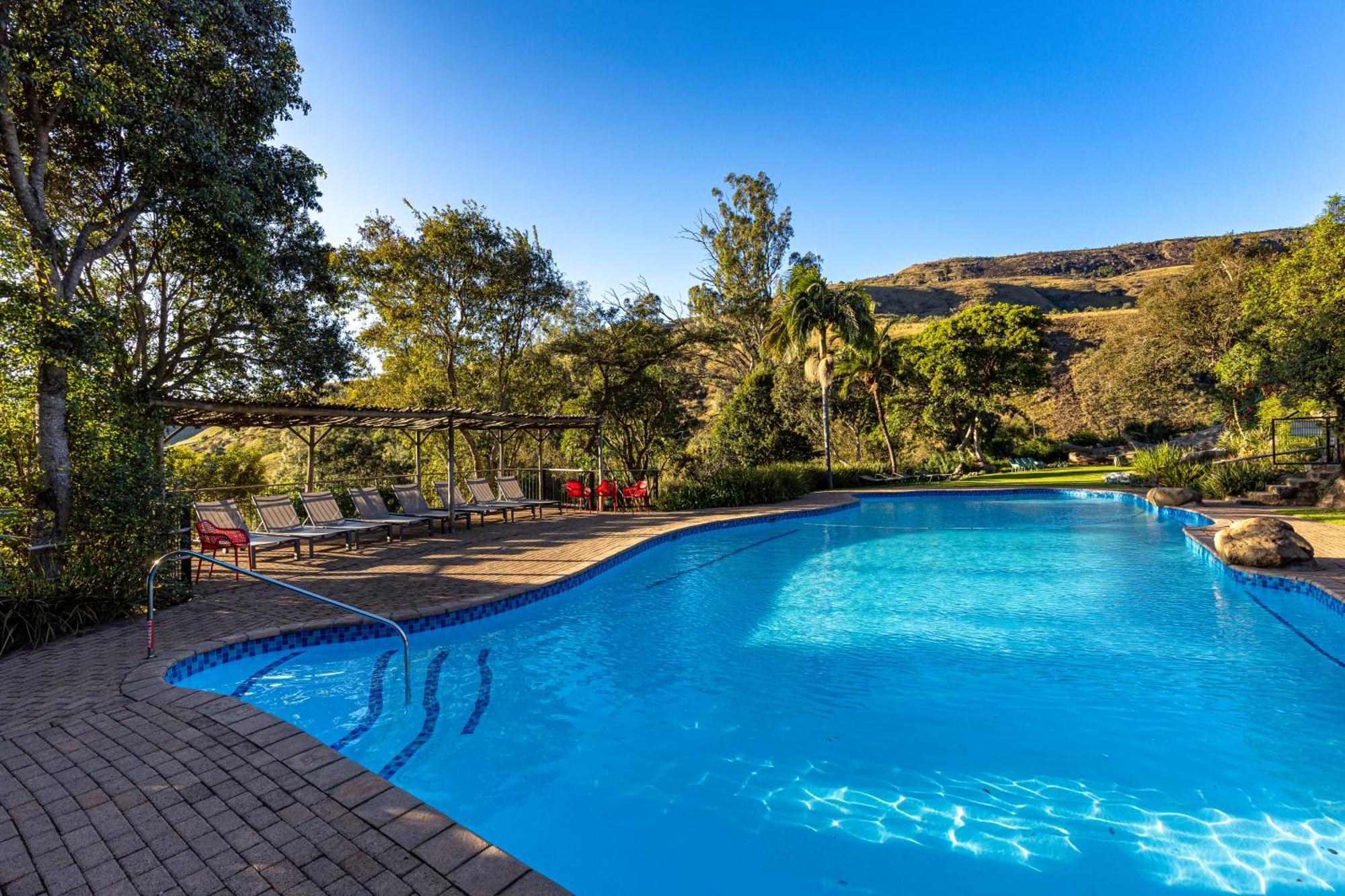 Cavern Resort & Spa Bergville Exterior photo